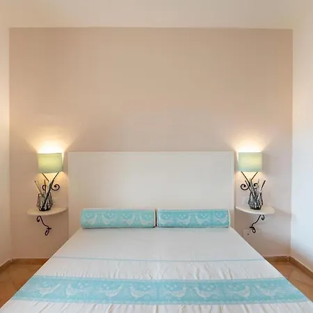Relaxing Baia Dei Mirti Mono 4 Sleeps 4 *