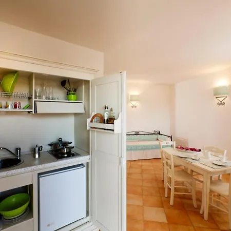 Relaxing Baia Dei Mirti Mono 3 Sleeps 3 Apartment