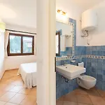 Relaxing Baia Dei Mirti Mono 3 Sleeps 3 *