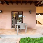 Relaxing Baia Dei Mirti Mono 3 Sleeps 3 Apartment Vignola Mare