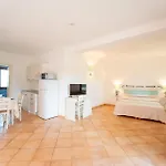 Relaxing Baia Dei Mirti Mono 3 Sleeps 3 Apartment