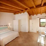Relaxing Baia Dei Mirti Mono 3 Sleeps 3 * Vignola Mare