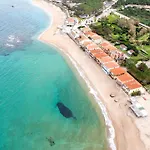 Relaxing Baia Dei Mirti Mono 3 Sleeps 3 *