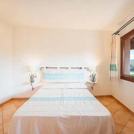 Relaxing Baia Dei Mirti Mono 3 Sleeps 3 *